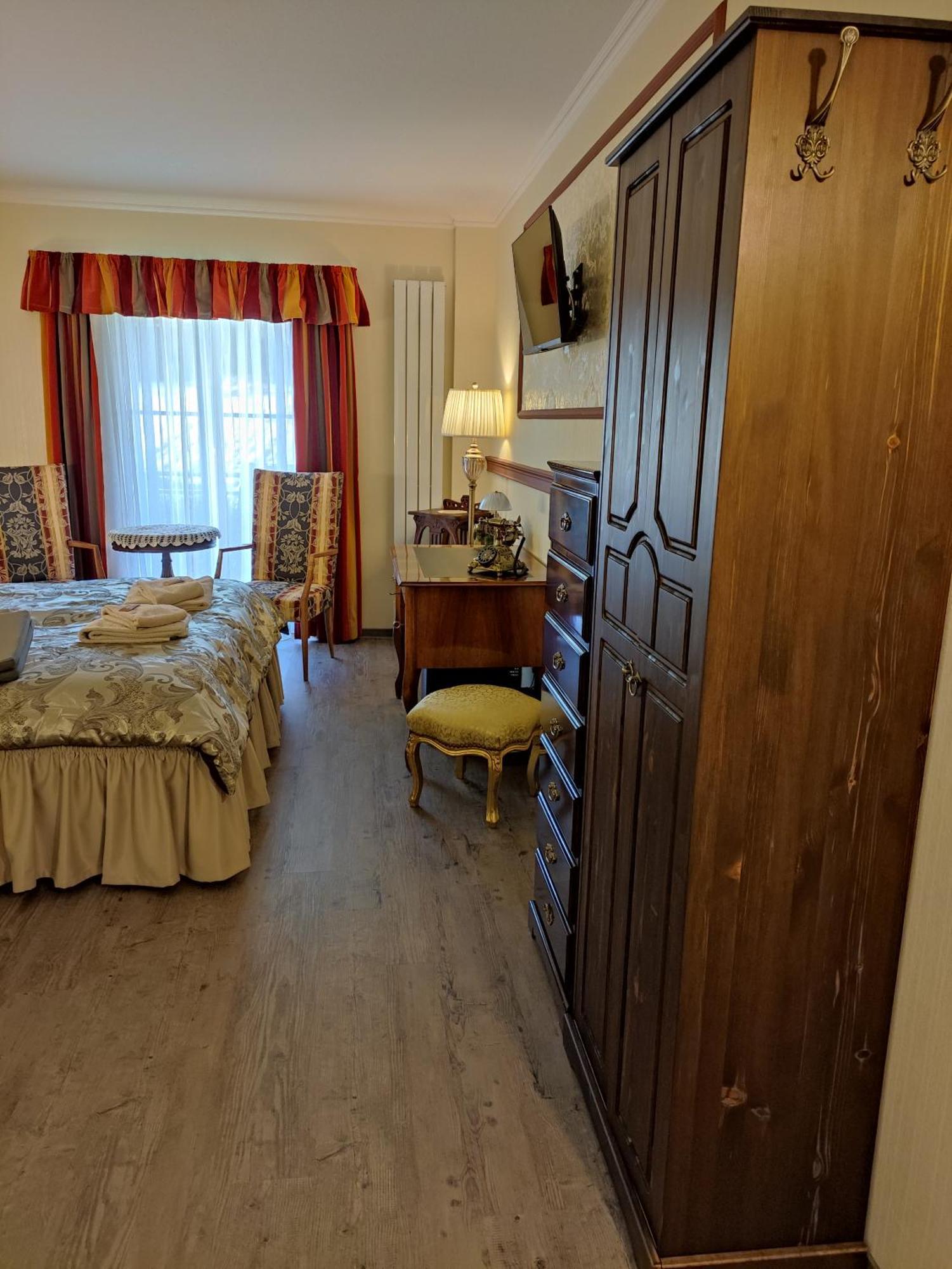 Pilgrims Inn Kreischa Esterno foto