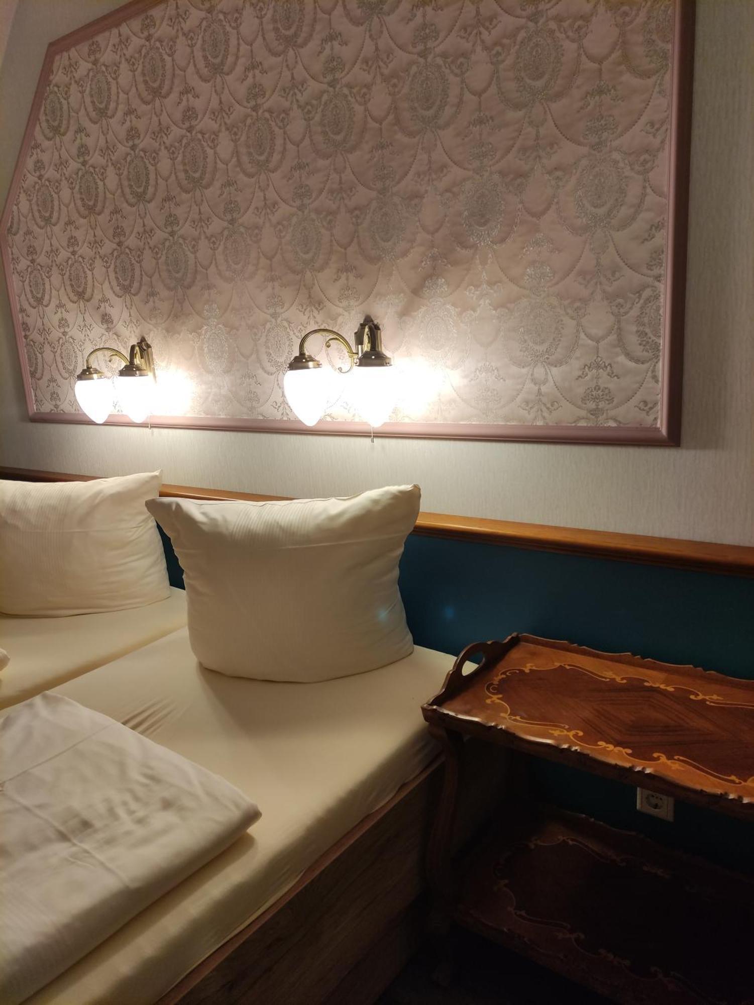 Pilgrims Inn Kreischa Esterno foto